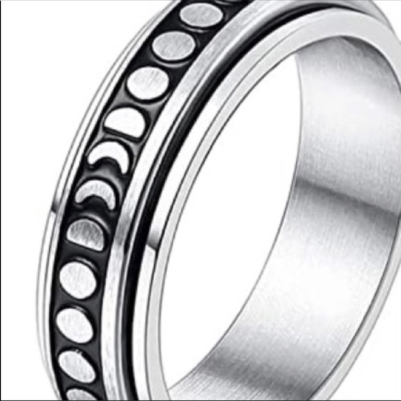 🦋3/$30🦋stainless steel moon phase celestial fidget spinner ring size 9 - Picture 5 of 8